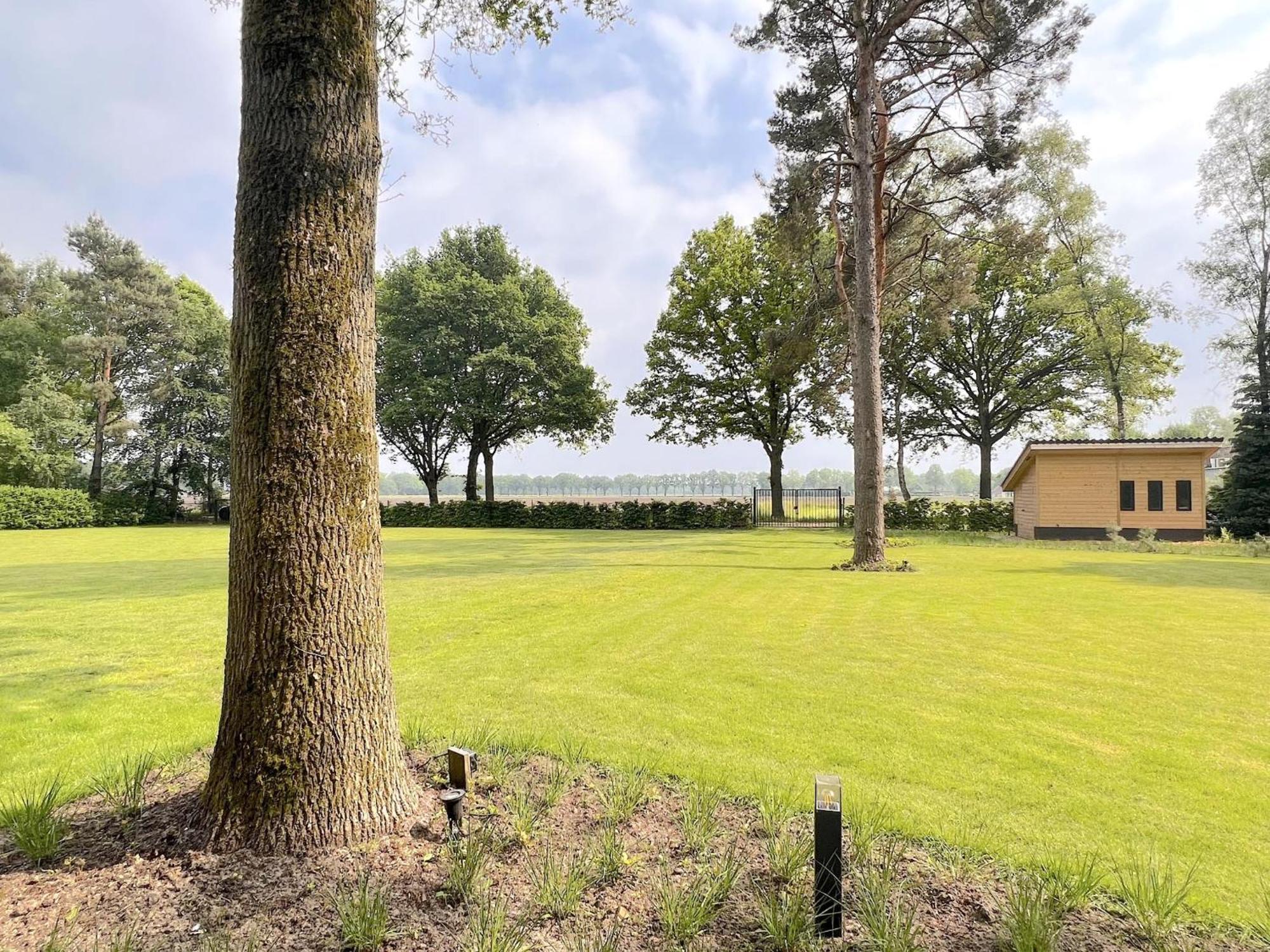 Quercus Villa Valkenswaard Exterior photo